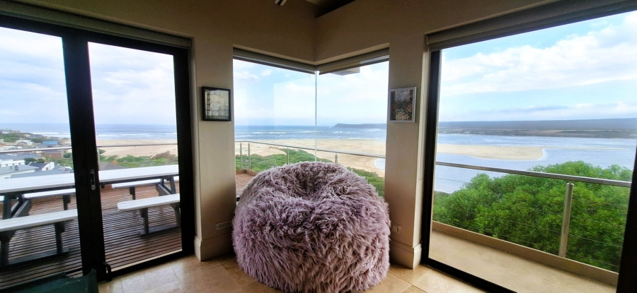 4 Bedroom Property for Sale in Witsand Western Cape